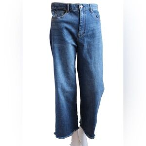 Tractr High Rise Women’s Flat Front Wide Leg Raw Hem Ankle Crop Denim Size 29